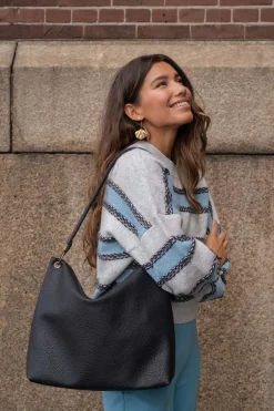 ZUSSS Schoudertassen & Handtassen*basic schoudertas met hengsel L zwart