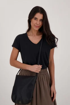 ZUSSS Schoudertassen & Handtassen*basic schoudertas zwart