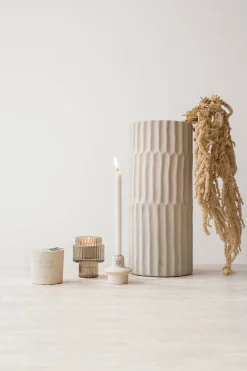 ZUSSS Kaarsen*doosje met 10 smalle kaarsjes krijt