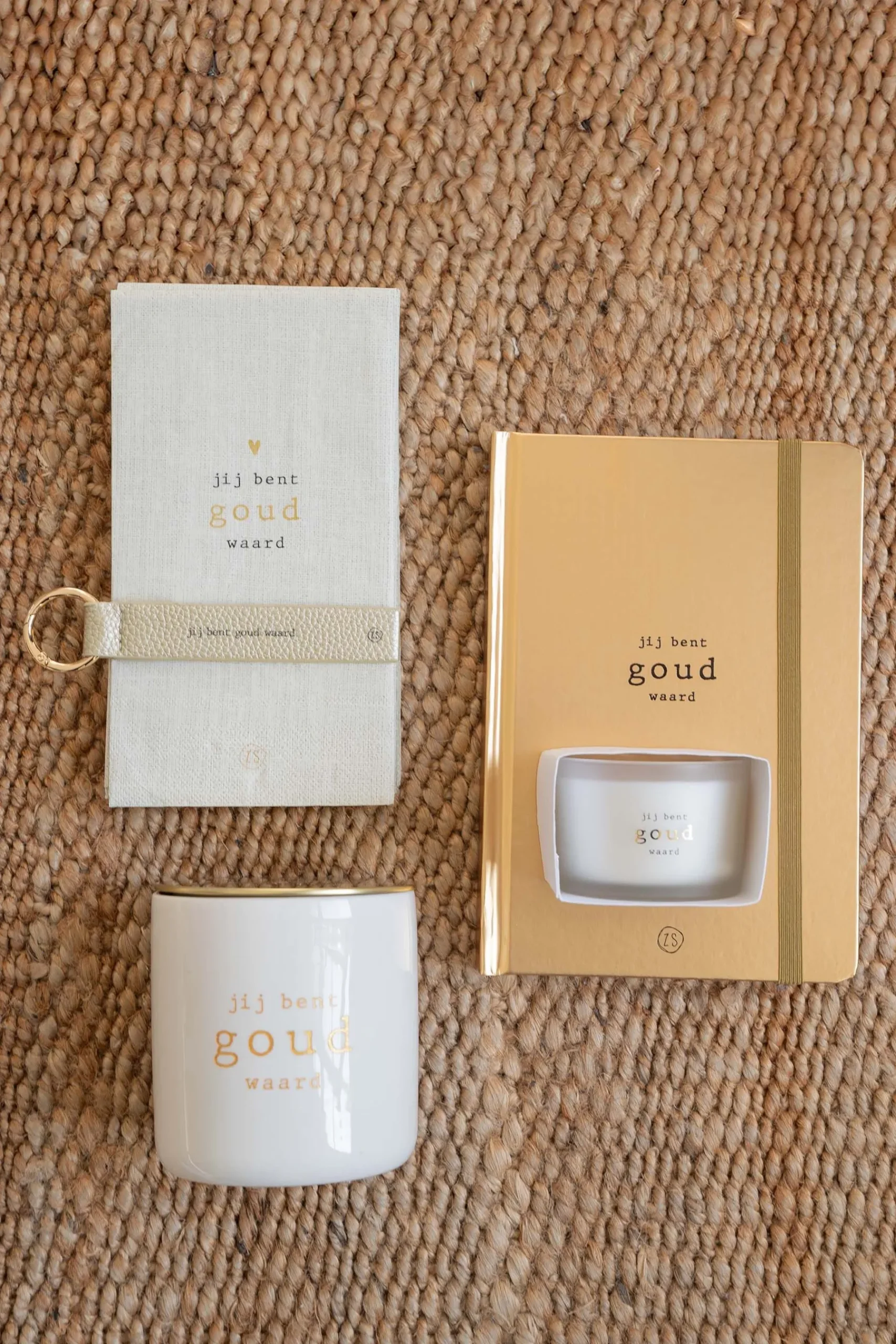 ZUSSS Geurkaarsen*geurkaars in wikkel jij bent goud waard wit/goud