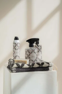 ZUSSS Bad*huisparfum geluksmomentje antracietgrijs/roze rood antracietgrijs/rozerood