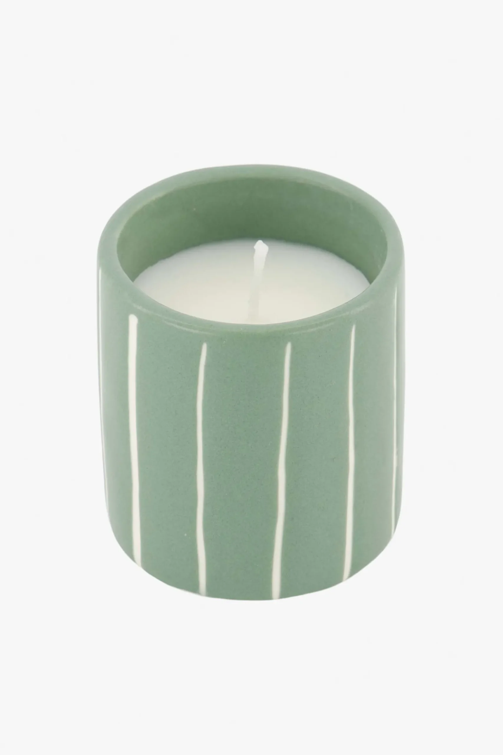 ZUSSS Geurkaarsen*keramieken geurkaars met houten deksel klavertje salie saligroen