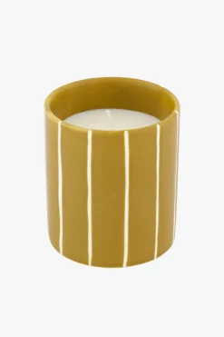 ZUSSS Geurkaarsen*keramieken geurkaars met houten deksel hartje oker