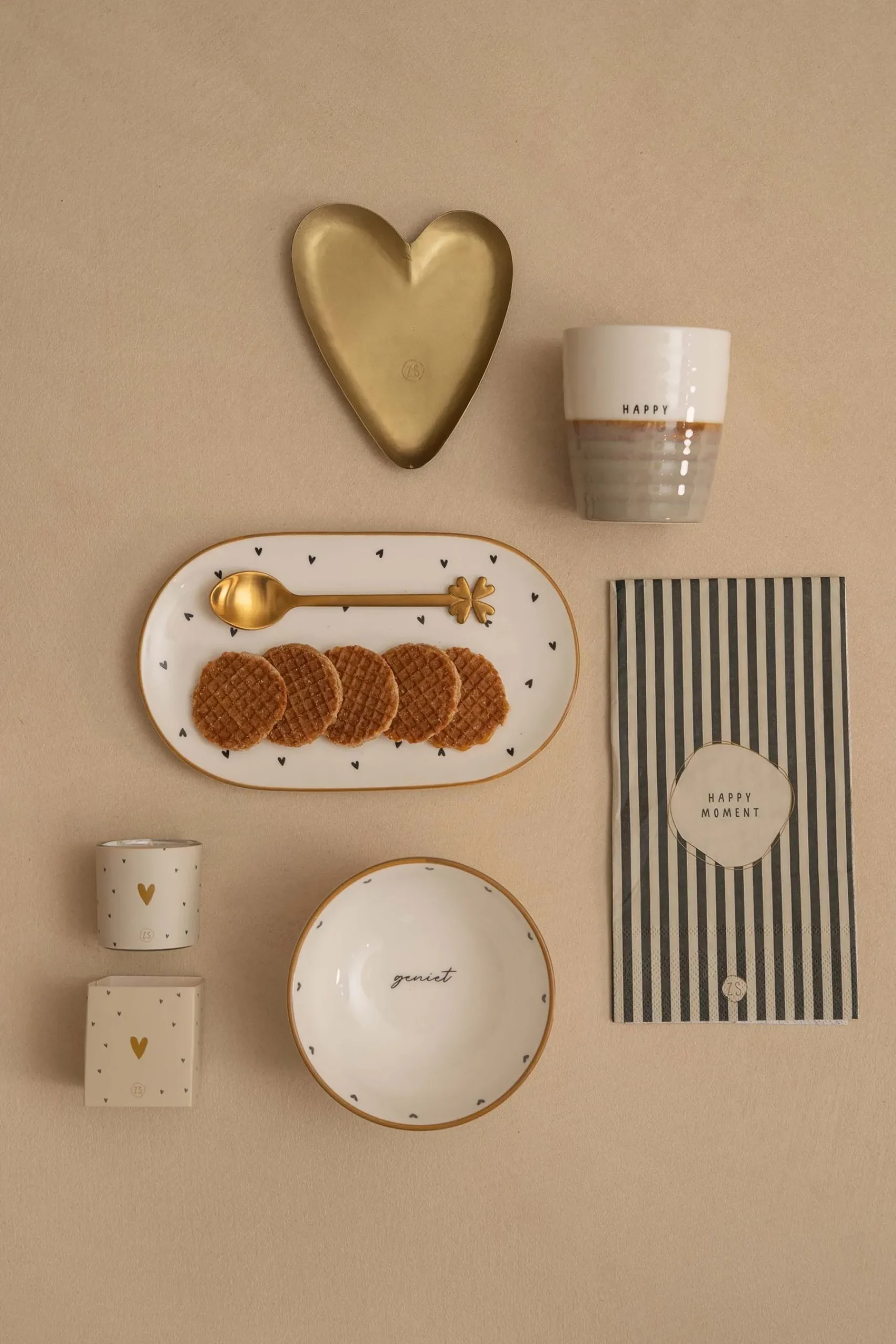 ZUSSS Servies*koffiemok happy wit/zand