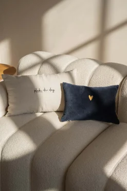 ZUSSS Kussens*kussen jij bent goud waard 35x25cm zand/donkerblauw