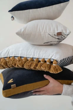 ZUSSS Kussens*kussen samen is alles leuker streep 45x45cm zand/donkerblauw