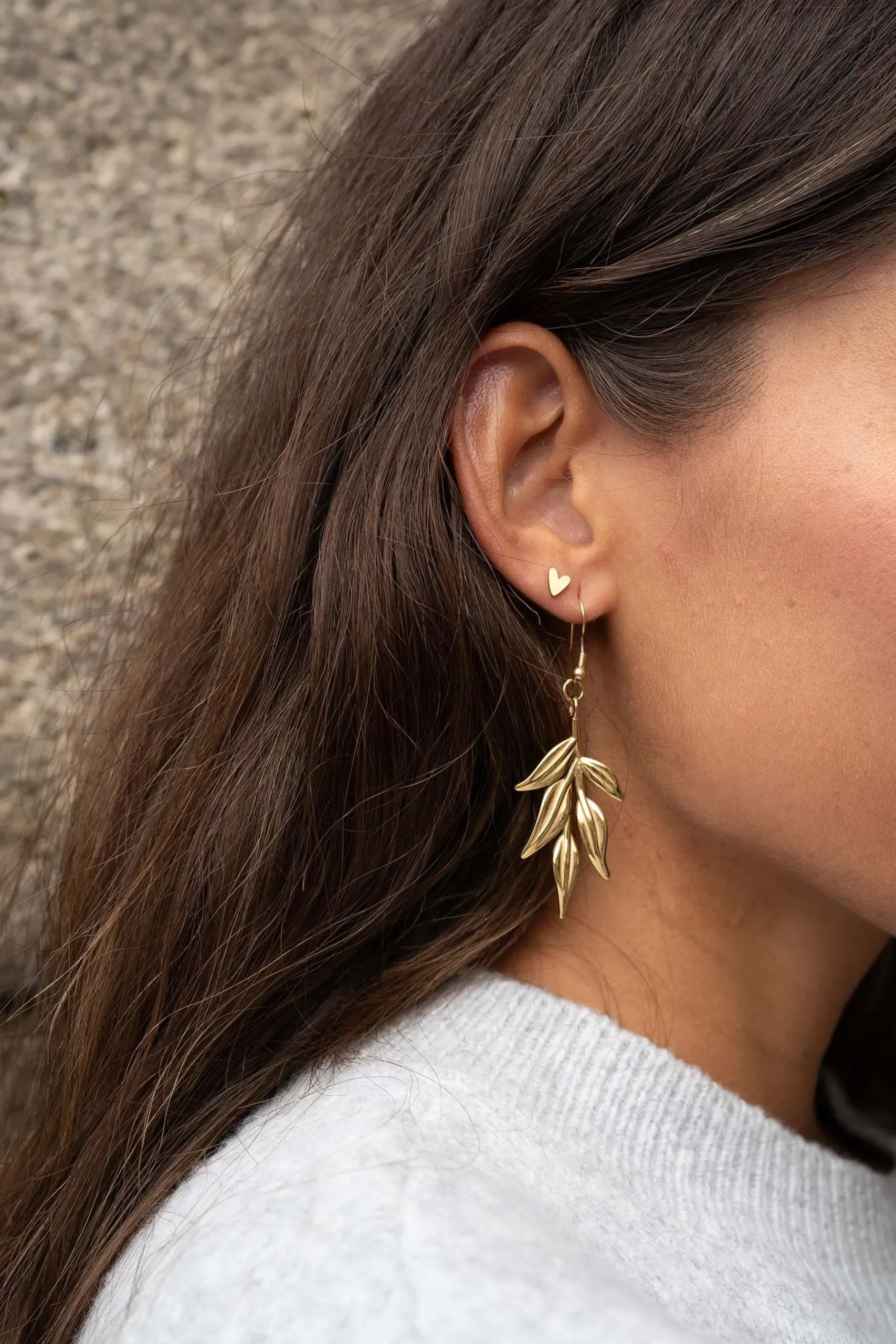 ZUSSS Oorbellen*oorbel met blaadjes goud