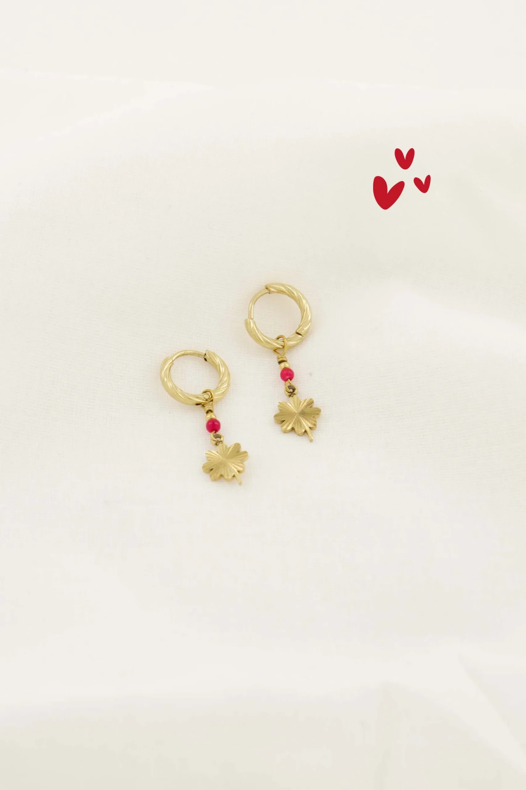 ZUSSS Oorbellen*oorbel met klavertje roze rood rozerood