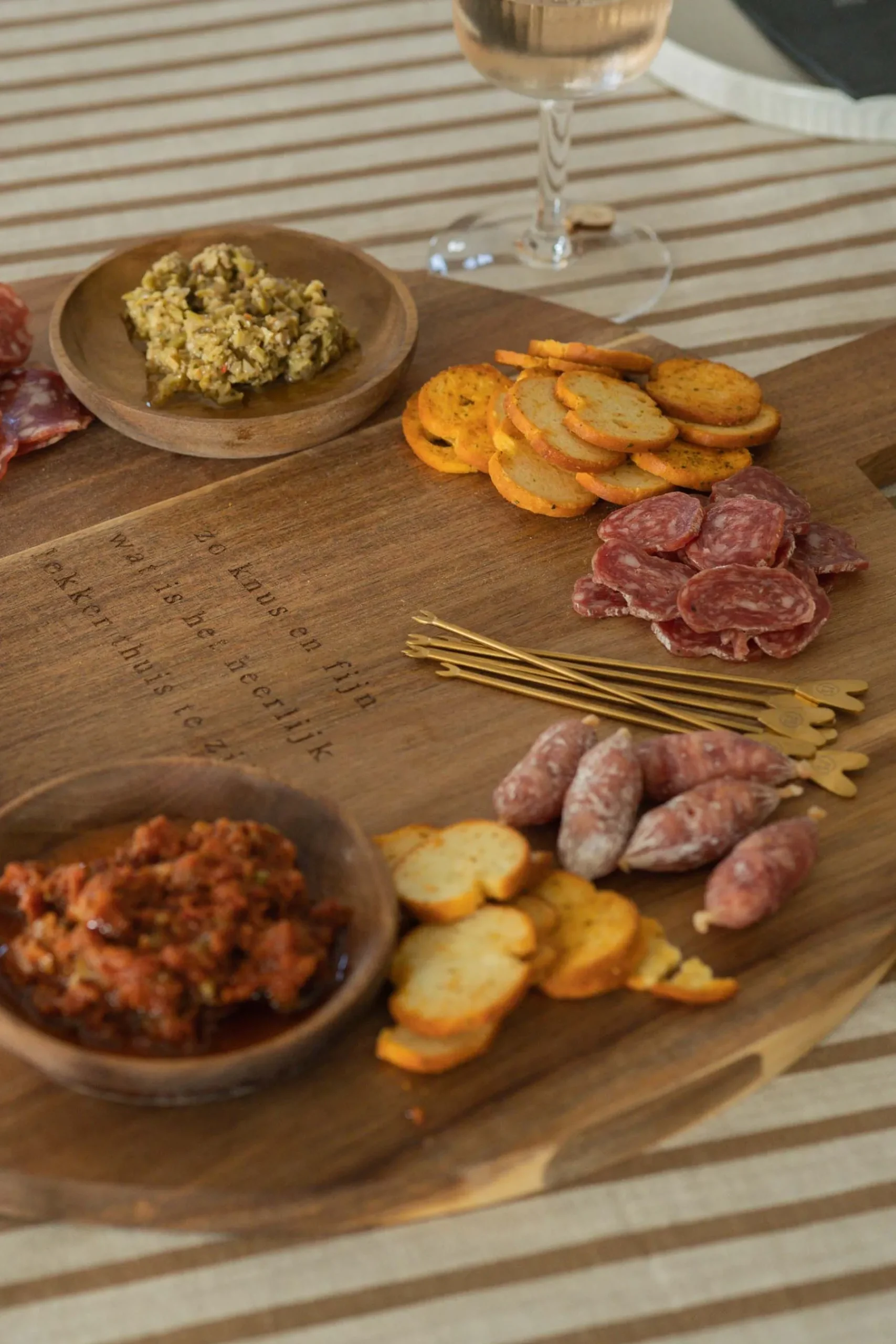 ZUSSS Bestek*set van 6 borrelprikkers hartje goud