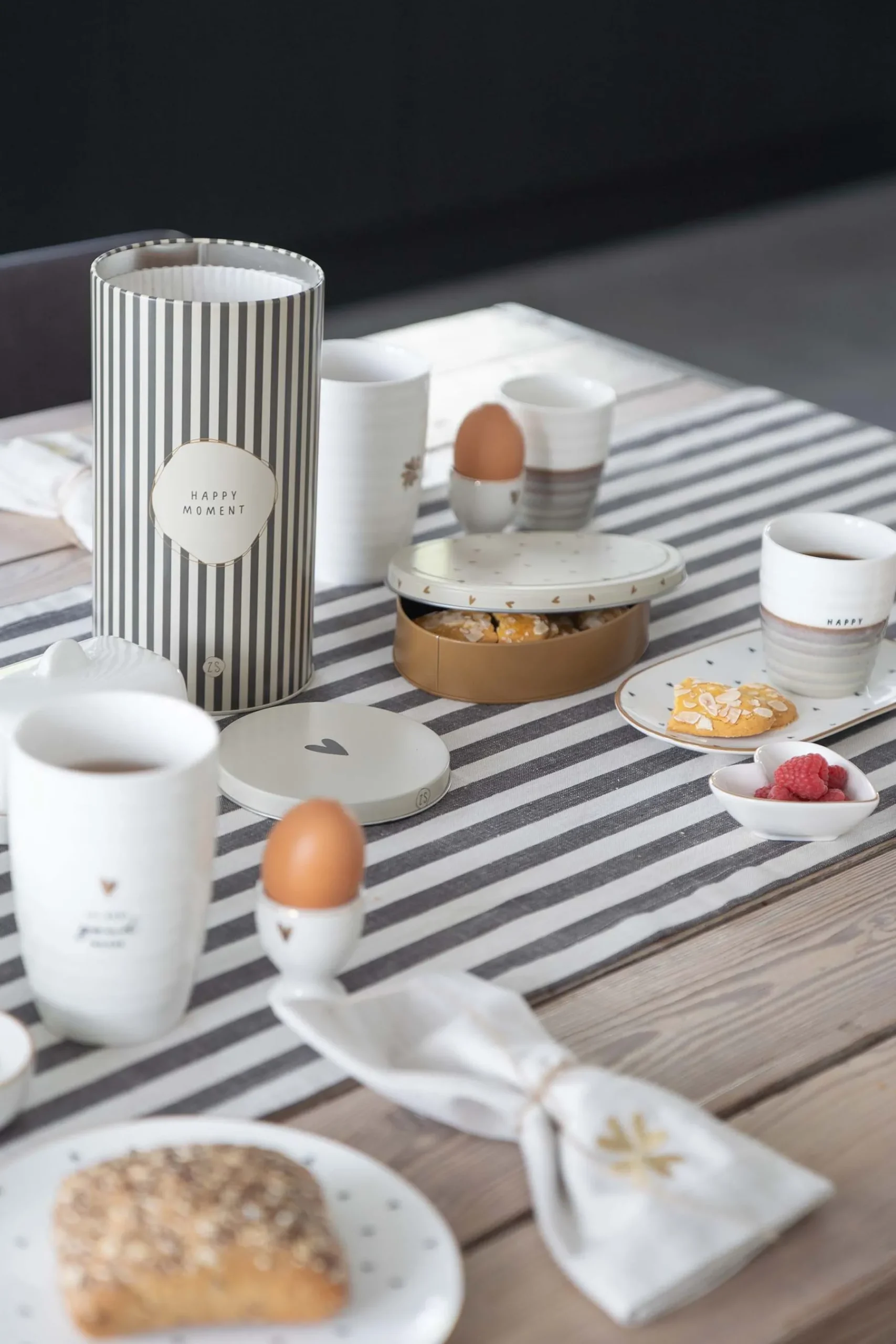 ZUSSS Keukentextiel*tafelloper strepen 50x250cm grafietgrijs