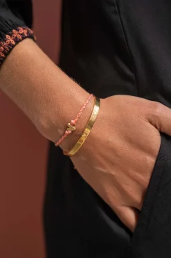 ZUSSS Armbandjes*touwarmbandje met hartje koraalroze/goud