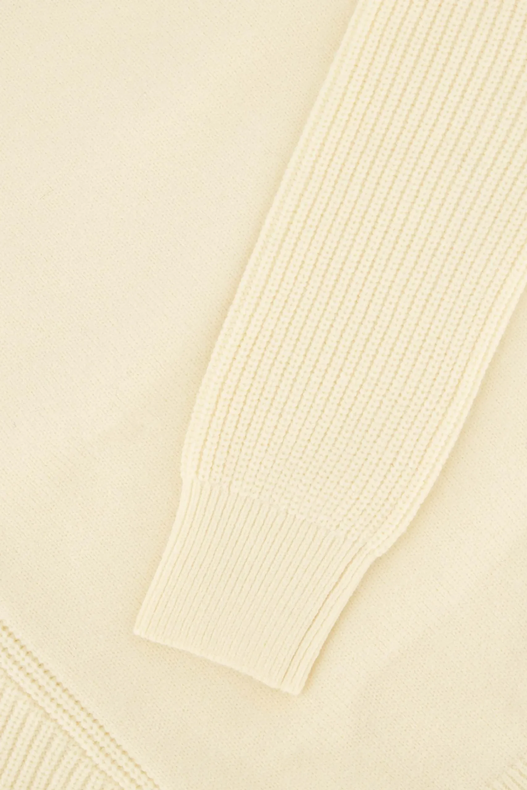 ZUSSS Truien*trui met batwing mouw creme