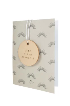 ZUSSS Baby*wenskaart met houten tag klein zonnetje zand